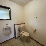 １階トイレ(内装)